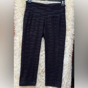 Old Navy Black Patterned Leggings